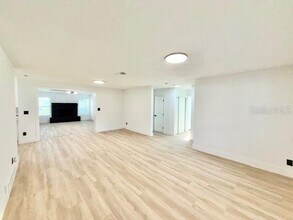 325 Burleigh Ave in Daytona Beach, FL - Building Photo - Building Photo