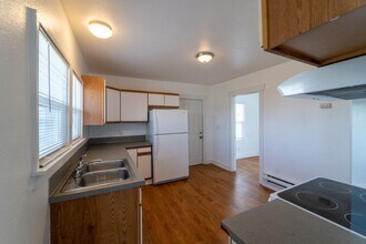 2003 M.L.K. Jr Way in Tacoma, WA - Building Photo - Building Photo