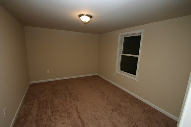 164 Old Croton Rd in Flemington, NJ - Foto de edificio - Building Photo