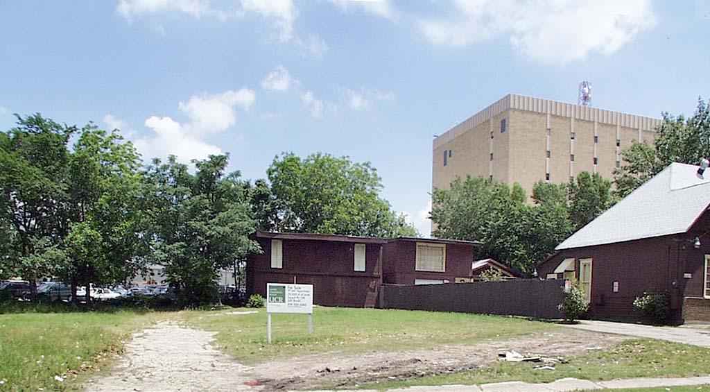 1509 N Haskell Ave in Dallas, TX - Building Photo