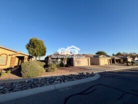 2607 S 71st Dr in Phoenix, AZ - Building Photo