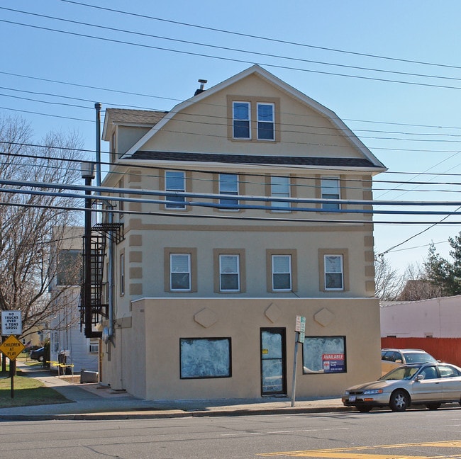 2144 Jericho Tpke