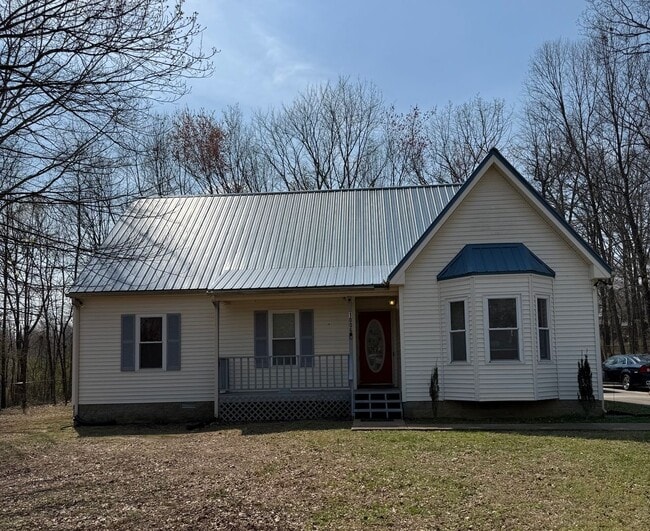 property at 1006 Robert Ct