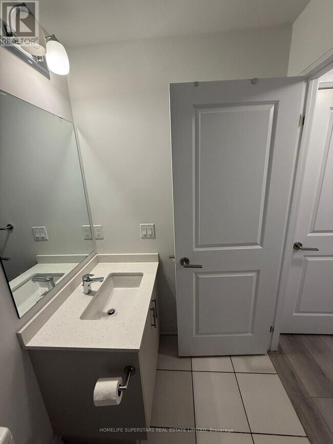 85 Attmar Dr in Brampton, ON - Building Photo - Building Photo