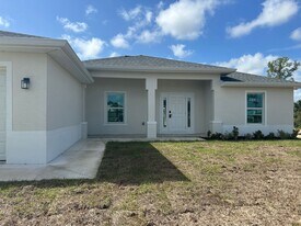 2310 NE 35th Ln, Unit 13112 in Cape Coral, FL - Building Photo