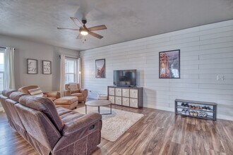 8636 N Cypress Alley in Eagle Mountain, UT - Building Photo - Building Photo