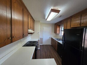140 Elizabeth Dr in Ozark, AL - Building Photo - Building Photo