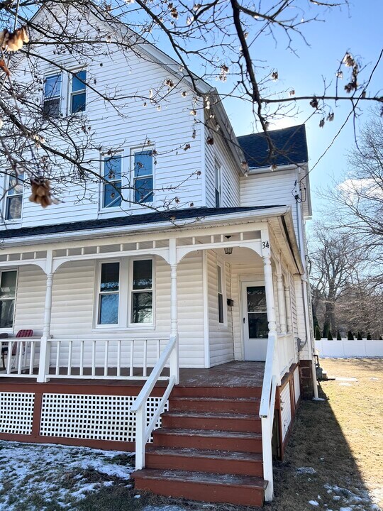 34 Silver St in Middletown, CT - Building Photo