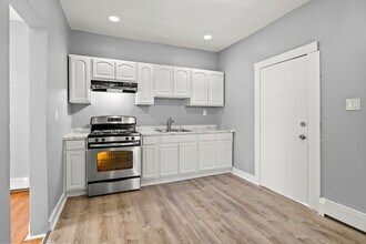 61 Brenner St, Unit 3 in Newark, NJ - Foto de edificio - Building Photo