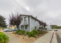 5526 Alameda Ave in Richmond, CA - Foto de edificio - Building Photo