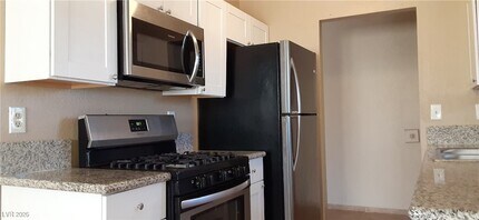 1424 Patriot St in Las Vegas, NV - Building Photo - Building Photo