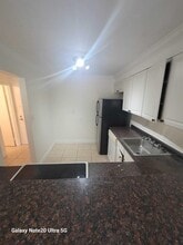 4324 NW 9th Ave in Deerfield Beach, FL - Building Photo - Building Photo