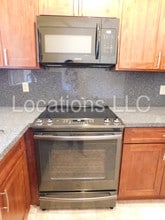 98-611 Kilinoe St-Unit -7e2 in Aiea, HI - Foto de edificio - Building Photo