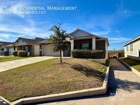 2002 Hayes St in Temple, TX - Building Photo