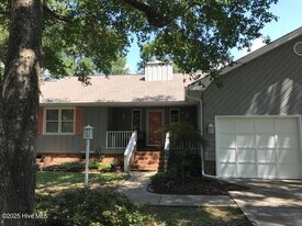 456 Egret Dr in Sunset Beach, NC - Building Photo