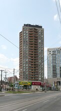 St. Clair Place in Toronto, ON - Building Photo - Building Photo