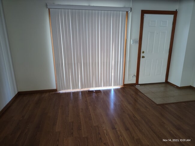 property at 434 Meadow Green Ln