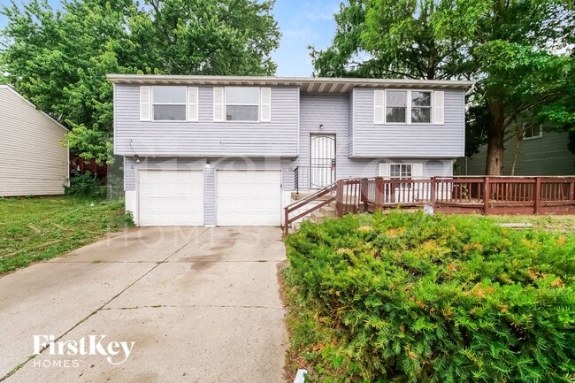 property at 10322 Woodhaven Cir