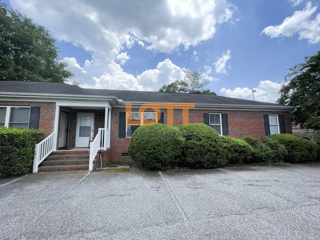 101 Northview Dr in Greer, SC - Building Photo - Building Photo