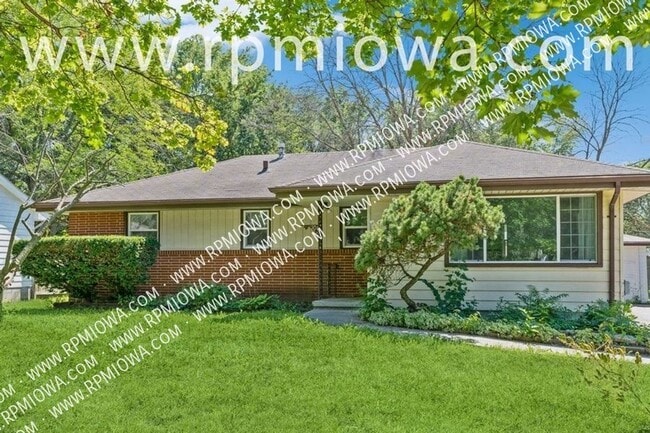 property at 1806 Larnard Dr