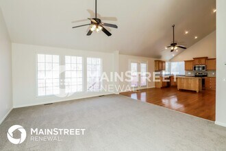 2304 Sumter Ct in Leavenworth, KS - Building Photo - Building Photo