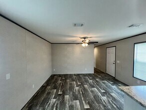 38 Tower Manor Cir W in Auburndale, FL - Building Photo - Building Photo