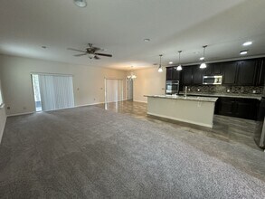 2451 Martins Run in Tavares, FL - Building Photo - Building Photo