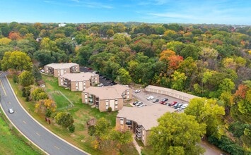 Northview Commons in Columbia Heights, MN - Foto de edificio - Building Photo