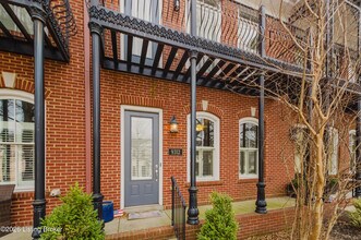 9312 Norton Commons Blvd in Prospect, KY - Building Photo - Building Photo