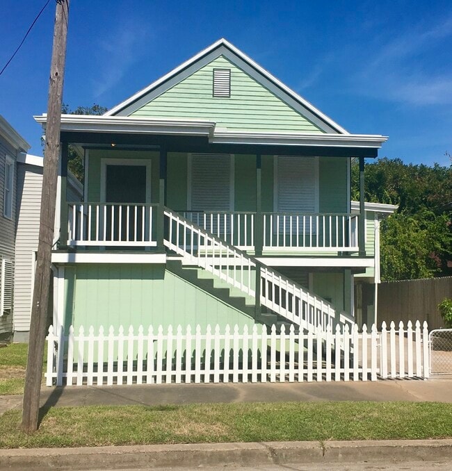 property at 1512 20th St