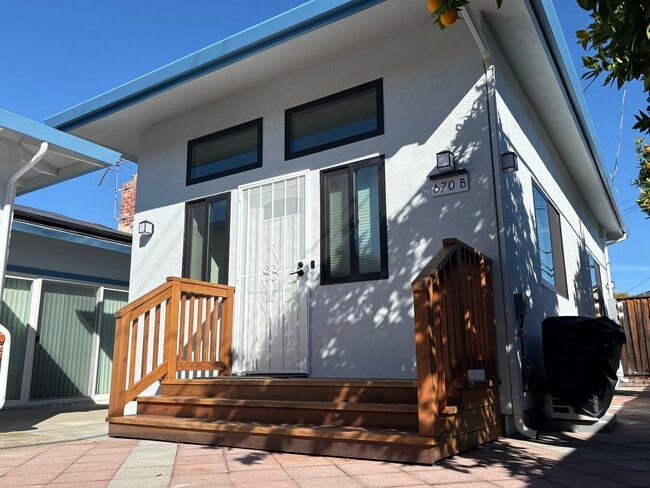 property at 670 Jeffrey Ave