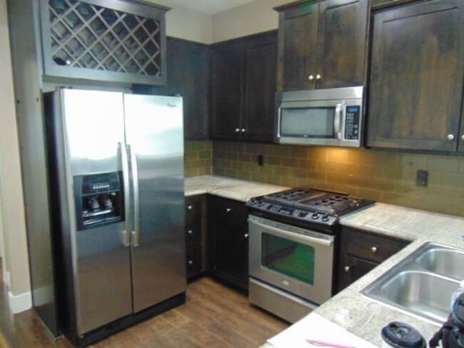 6613 NE Grand Ave in Portland, OR - Building Photo - Building Photo