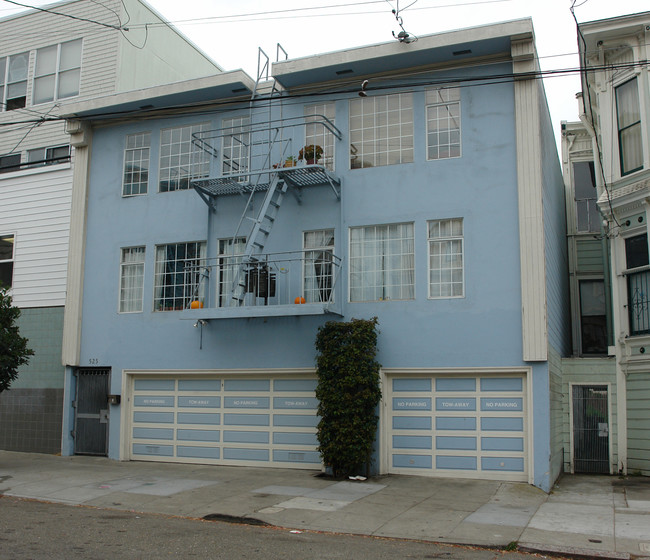 525 Cole St in San Francisco, CA - Building Photo - Building Photo