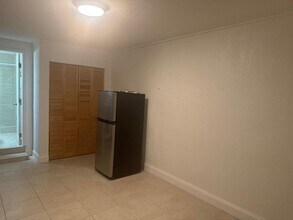 3701 SW 32nd Ave in West Park, FL - Building Photo - Building Photo