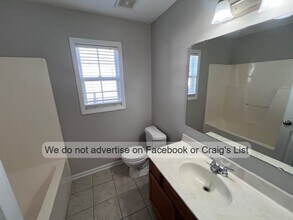 5620 Thackeray Dr in Fayetteville, NC - Building Photo - Building Photo