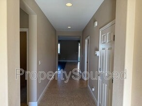 2223 Ravenbrook Ln in Manteca, CA - Building Photo - Building Photo