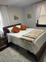 212 Smith St in Dunmore, PA - Building Photo