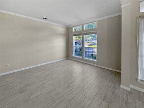 2227 Clawson Falls in Sugar Land, TX - Foto de edificio - Building Photo