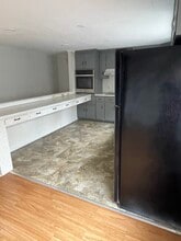 53 Dartmouth St, Unit 53 Dartmouth Street in Laconia, NH - Foto de edificio - Building Photo