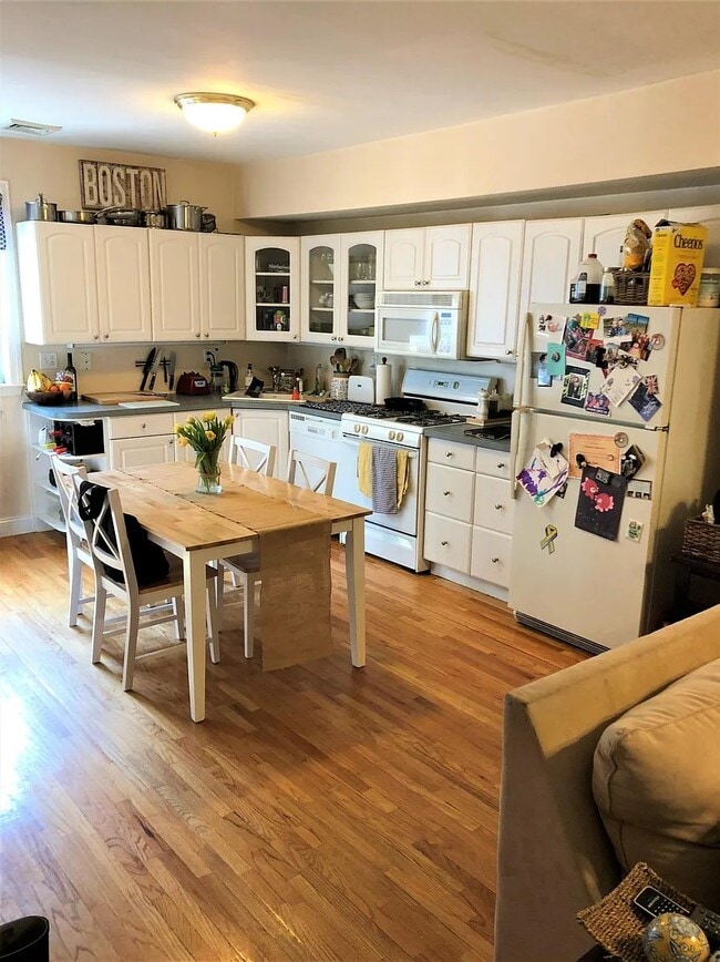 2 Church Ave in Boston, MA - Building Photo - Building Photo