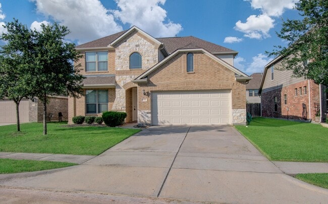 property at 22314 Mosshall Ct