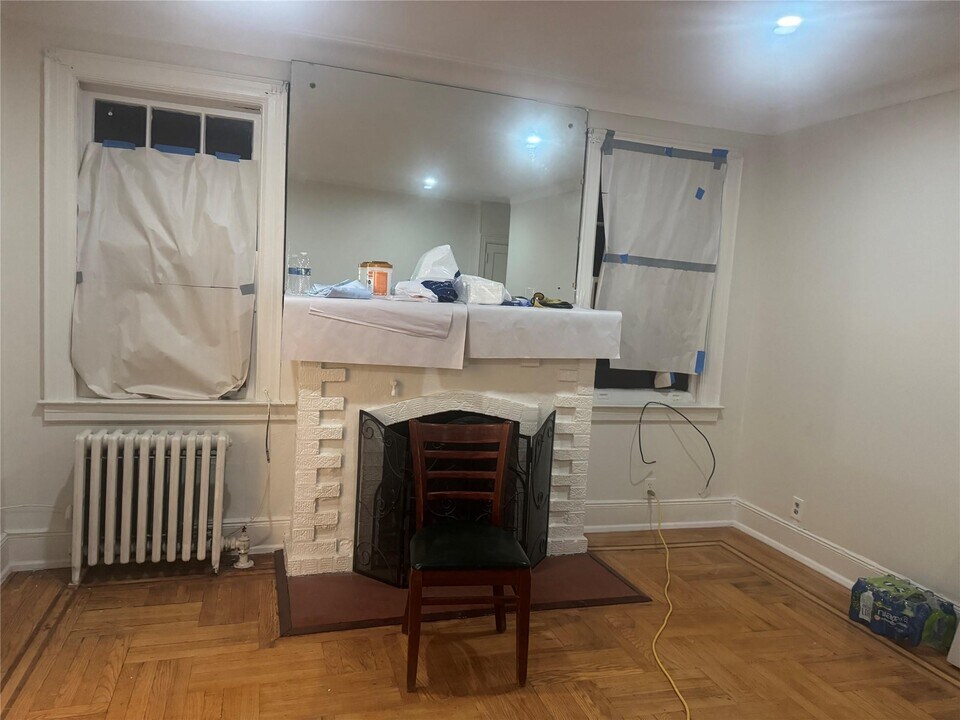 187-24 Wexford Terrace in Queens, NY - Building Photo