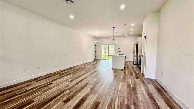 1852 W Quaker Ln in Citrus Springs, FL - Building Photo - Building Photo