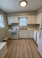 121 State St in Rutland, VT - Foto de edificio - Building Photo