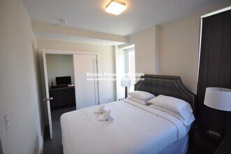 659 Massachusetts Ave, Unit 3 in Boston, MA - Building Photo - Building Photo
