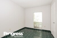 5108 Gunnison St photo'