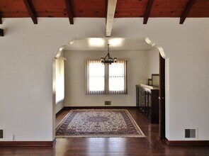 837 5th St in Hollister, CA - Building Photo - Building Photo