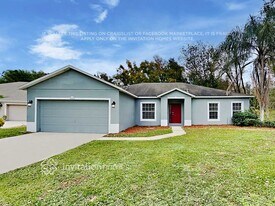 6863 Hampshire Blvd in Lakeland, FL - Building Photo
