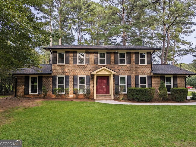 property at 4000 Timberlane Trail