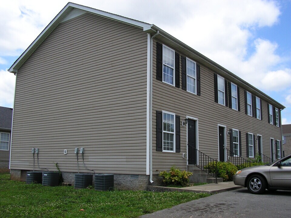 322 Kenlee Cir in Bowling Green, KY - Building Photo